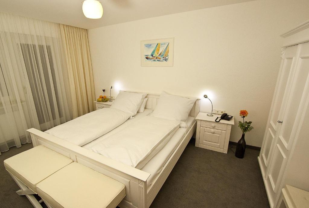 Lupinenhotel Bodensee Sipplingen Oda fotoğraf