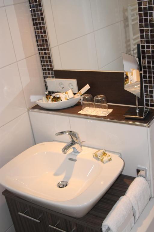 Lupinenhotel Bodensee Sipplingen Oda fotoğraf