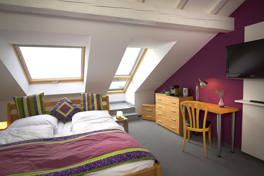 Lupinenhotel Bodensee Sipplingen Oda fotoğraf
